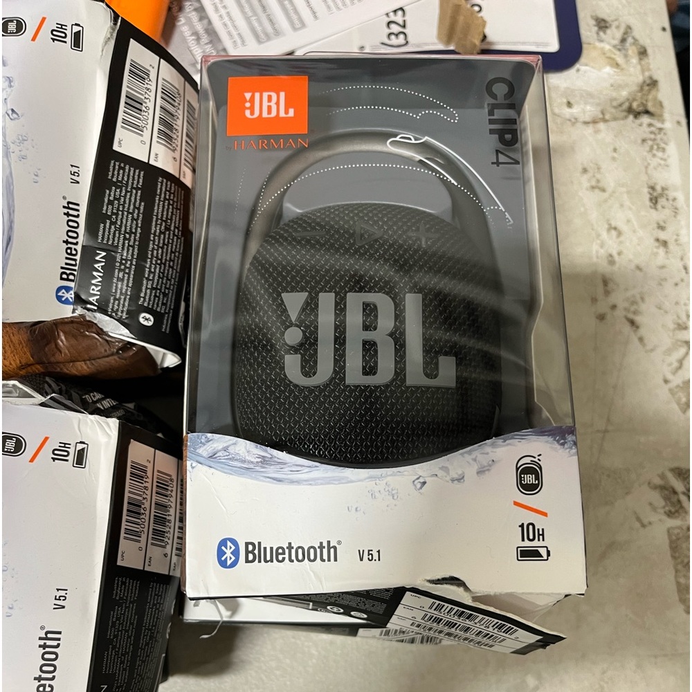 JBL Clip 4 Bluetooth Speaker